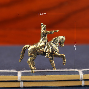 Dingtong Brass - Genghis Khan, il grande della sua era, Temujin, ornamenti per tavolo da tè e <span class=keywords><strong>caffè</strong></span>, a cavallo - Product Image 4