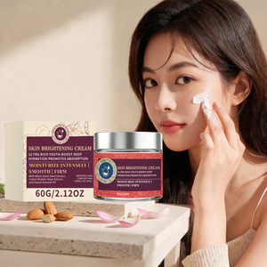 Crema Facial OEM para Aclarar la Piel, Hidratante, Nutritiva, Textura Suave y Lisa, Fácil de Aplicar, Cuidado Facial Diario por la Mañana y por la Noche - Product Image 5