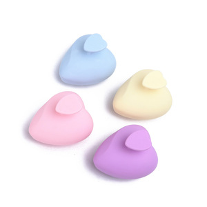 Cepillo de Baño de Silicona en Forma de Corazón, Cepillo Suave para Champú, Masajeador de Cuero Cabelludo de Silicona, Cepillo para Champú para la Cabeza - Product Image 6