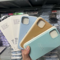 Vente en gros coque de téléphone en silicone liquide pour Apple Iphone 15 14 13 12 11 Pro Max Mini 7 8 6s Plus X Xs Max Housse antichoc