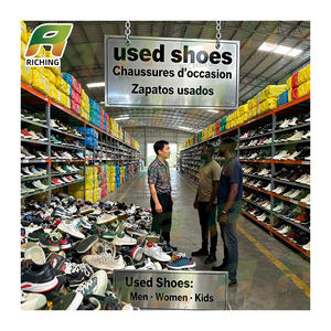 Vente en Gros de Chaussures de Seconde Main Originales de Marques Internationales pour Femme et Homme en Balle en Provenance d'Allemagne - Product Image 1