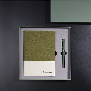 Juego de Regalo Ejecutivo de Dos Piezas para Hombre, Cuaderno y Bolígrafo Verdes, Regalos Corporativos Premium para Ejecutivos o Clientes de Abogados - Product Image 2