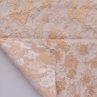 Tissu jacquard à motif de stamine, 100% polyester, 190 g/m², doux pour la peau et confortable, personnalisé en usine, pour vêtements féminins