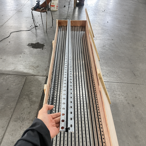 Profilo in Alluminio per Giunti di Dilatazione Pavimenti Laminati con Inserto in Gomma EPDM, Striscia di Transizione Impermeabile Anodizzata per Pavimentazioni Alberghiere - Product Image 5