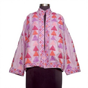 Chaqueta Suzani de Terciopelo Bordada a Mano, Tejida, Transpirable, de Algodón con Rayas, Ecológica, Diseño de Triángulos Rosados, Acolchada - Product Image 1