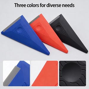 Set di 3 Raschietti Triangolari con Bordo in Silicone per Installazione di Pellicole Viniliche e PPF su Carrozzeria Auto - Product Image 4