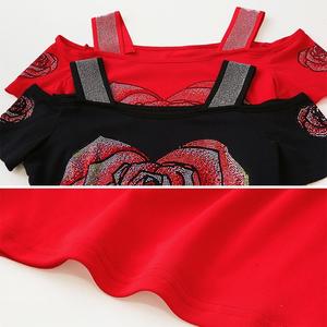 T-shirt Trendy <span class=keywords><strong>con</strong></span> <span class=keywords><strong>Cuore</strong></span> <span class=keywords><strong>Rosso</strong></span> in Strass, Maniche Corte, Lussuoso Fiore di Diamanti, Spalle Scoperte, Traspirante in Rete - Product Image 6