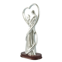 Sculpture moderne Décoration intérieure Amoureux Câlin Couple Statue Résine Art Artisanat Mariage Saint Valentin Cadeau d'anniversaire