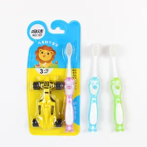 Bella bambino spazzolino da denti super setole morbide proteggere le gengive per bambini spazzolino da denti con auto giocattolo del fumetto