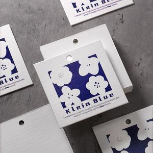 Etiquetas colgantes de ropa de papel baratas de diseño personalizado para ropa de niños zapatos con impresión de logotipo de nombre - Product Image 1