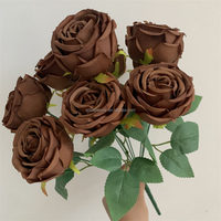 Bouquet de roses en soie fait main B1498, couleur café foncé, 9 têtes, arrangement floral artificiel moderne, décoration de mariage marron