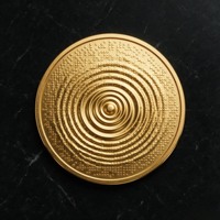 Fournisseur de pièces de monnaie métalliques gravées avec logo personnalisé pour cadeaux d'entreprise de luxe