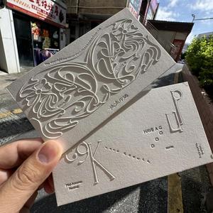 Tarjeta <span class=keywords><strong>de</strong></span> Visita <span class=keywords><strong>de</strong></span> Algodón Repujado <span class=keywords><strong>de</strong></span> Alta Calidad, Personalizada con Relieve 3D para Negocios <span class=keywords><strong>de</strong></span> Alta Gama - Product Image 6