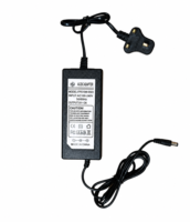 Adaptor Daya Desktop OEM ODM dengan Colokan UK, Konektor DC yang Dapat Disesuaikan untuk Smart Gateway, IoT Hub, dan Jam