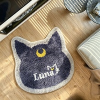 Tapis personnalisé en forme de lune pour chat, tufté à la machine, doux et moelleux, violet, antidérapant, pour la décoration de chambre des fans d'anime