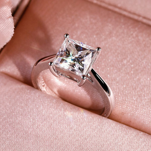 Anillo de diamantes cultivados en laboratorio SGARIT personalizado en oro rosa de 14k, con certificado IGI, calidad VVS D 2EX, para mujer, ideal para compromiso o boda. - Product Image 3