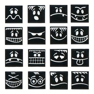 Patch thermocollant en tissu brodé créatif, motif carré noir avec expression amusante, pour vêtements, chapeaux et sacs à dos - Product Image 1