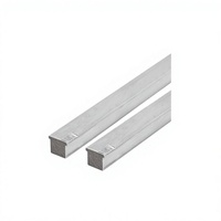 Profils en acier inoxydable de forme spéciale, barres plates semi-circulaires (norme AiSi de grade 303) ; découpe sur mesure disponible