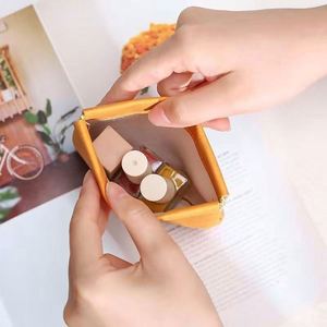 Sacs à maquillage créatifs en cuir PU, couleurs vives, personnalisation, trousse de toilette mignonne - Product Image 1