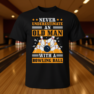 Ne sous-estimez jamais un vieil homme avec un t-shirt à motif de boule de bowling - Product Image 3