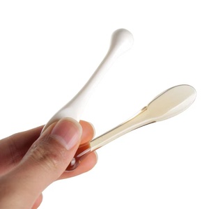 Espátula de plástico para maquillaje, crema facial de belleza blanca y negra, cuchara cosmética, venta al por mayor - Product Image 3