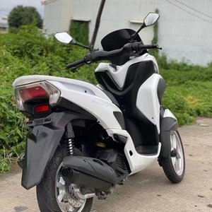 Motocicleta Usada Importada AD 222, Scooter Grande de Tres Ruedas, Estilo BMW, con Inyección de Combustible, Tipo Cruiser, Carrocería Abierta - Product Image 2