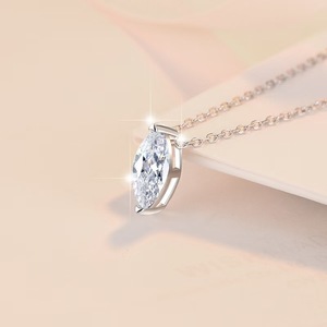 S925 argento Sterling placcato 18K <span class=keywords><strong>oro</strong></span> <span class=keywords><strong>bianco</strong></span> intarsio 1.0ct <span class=keywords><strong>D</strong></span>-colore VVS Moissanite alla moda Moissanite <span class=keywords><strong>collana</strong></span> - Product Image 3