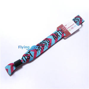 Encantadora pulsera de tela tejida, pulsera de mano de banda de rock de diseño de moda divertida hecha a medida con hebilla descubierta - Product Image 5