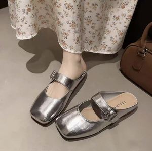Mules pour femmes en cuir d'agneau véritable vintage français, bout fermé, plates, confortables, pour l'extérieur - Product Image 1