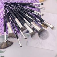 Ensemble de 20 pinceaux de maquillage professionnels YRX avec manches en bois noir, poils synthétiques, virole en aluminium, brosse à raser, trousse de maquillage
