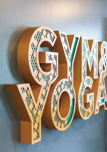 A basso <span class=keywords><strong>consumo</strong></span> energetico Anti abbagliamento personalizzato in oro acrilico canale di costruzione Led lettere segno Business illuminato retroilluminato - Product Image 5