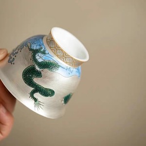 Tasse à thé en céramique Azure Dragon, design argenté doré, style chinois traditionnel, tasse à thé de luxe pour usage domestique - Product Image 3