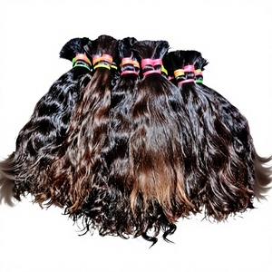 Cheveux indiens naturels noirs ondulés en vrac, extensions de cheveux humains Remy non traités pour tressage - Product Image 6