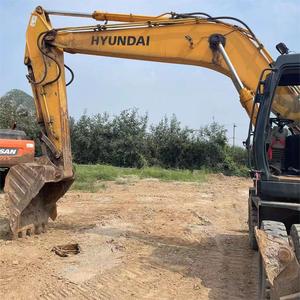Excavatrice sur chenilles Hyundai 210-7 d'occasion, 21 tonnes, avec godet de 0,8 m, moteur de 124 kW et composants d'engrenage, stock d'origine Corée - Product Image 1