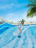 Petit simulateur de surf bleu clair à deux pistes simulateur de surf à bas prix équipement de jeu d'eau à domicile vente en gros directe du fabricant