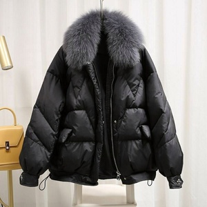 Vêtements pour femmes grandes tailles, manteau d'hiver rembourré en coton pour femmes, style occidental, col en fourrure, <span class=keywords><strong>veste</strong></span> en coton ample - Product Image 1
