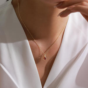 Collar con colgante de circonita roja en forma de lágrima, versión personalizable en cobre y plata de ley S925, regalo para mujer - Product Image 2