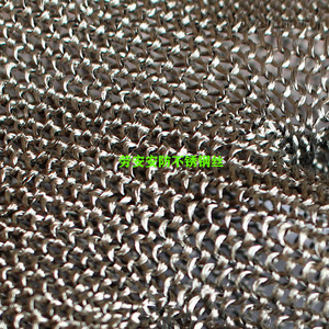 Guantes de Alambre Resistentes a Cortes QL Nivel 5 de Acero Inoxidable para Trabajos de Construcción - Product Image 4