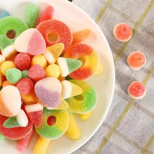 Caramelle alla rinfusa OEM ODM certificato Halal personalizzato natale agro dolce gelatina pectina caramelle gommose - Product Image 4