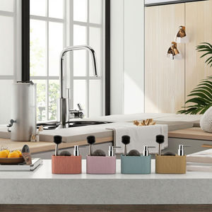 <span class=keywords><strong>Dispensador</strong></span> <span class=keywords><strong>de</strong></span> Jabón <span class=keywords><strong>de</strong></span> Cocina 3 en 1 con Diseño <span class=keywords><strong>de</strong></span> <span class=keywords><strong>Roca</strong></span>, <span class=keywords><strong>Dispensador</strong></span> <span class=keywords><strong>de</strong></span> Jabón Líquido con Bola <span class=keywords><strong>de</strong></span> Limpieza y Cepillo <span class=keywords><strong>de</strong></span> Acero Inoxidable Hecho <span class=keywords><strong>de</strong></span> Resina - Product Image 1