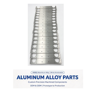 Plaque arrière usinée CNC sur mesure SS400, finition oxyde noir, support de montage à fentes, fabrication métallique de précision OEM ODM