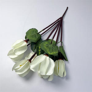 Fleurs artificielles de <span class=keywords><strong>cyclamen</strong></span> en soie moulées par injection, respectueuses de l'environnement, pour la décoration de mariage, de chambre nuptiale et comme accessoires de photographie en extérieur - Product Image 2