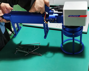 20W 30W 50W sợi <span class=keywords><strong>Laser</strong></span> đánh dấu máy cầm tay di động cho kim loại nhựa gỗ mopa màu - Product Image 4