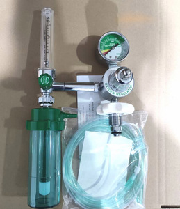 Regulador de oxígeno médico con botella humidificadora para cilindro de oxígeno tipo Bull Nose - Product Image 4