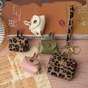 Mini sac de rangement créatif avec porte-clés, petit porte-monnaie en cuir PU, cordon de main, porte-clés en cuir souple - Product Image 2