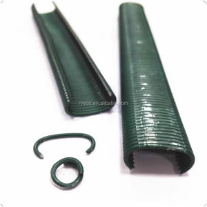 Anneaux de porc C24 galvanisés à chaud enduits de PVC <span class=keywords><strong>vert</strong></span>, anneaux en C antirouille de 1/2 pouces pour la corde élastique sur le <span class=keywords><strong>grillage</strong></span> soudé et la clôture - Product Image 5