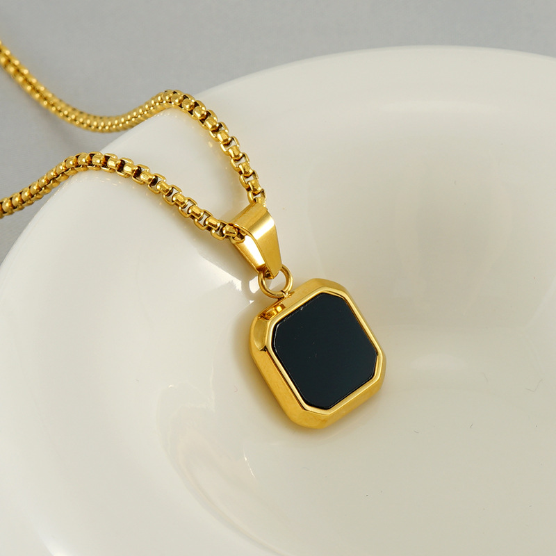 Ciondolo con mappa dell'Honduras in argento sterling .925