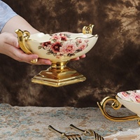 Luxe Golvende Fruitschaal Met Gouden Houder Gebloemde Snackbak Voor Eettafel Milieuvriendelijk Eco-Chique Kamerinrichting