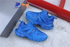 Zapatillas Deportivas Unisex Azul Claro con Malla y Parte Superior Sintética para Streetwear - Product Image 4