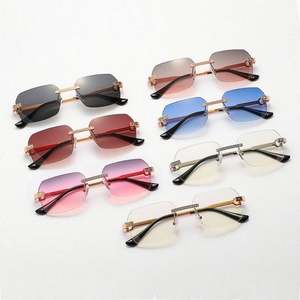 Lunettes de soleil carrées sans monture rétro tendance 2022 pour femmes, verres dégradés, lunettes de soleil aviateur en alliage pour hommes - Product Image 3